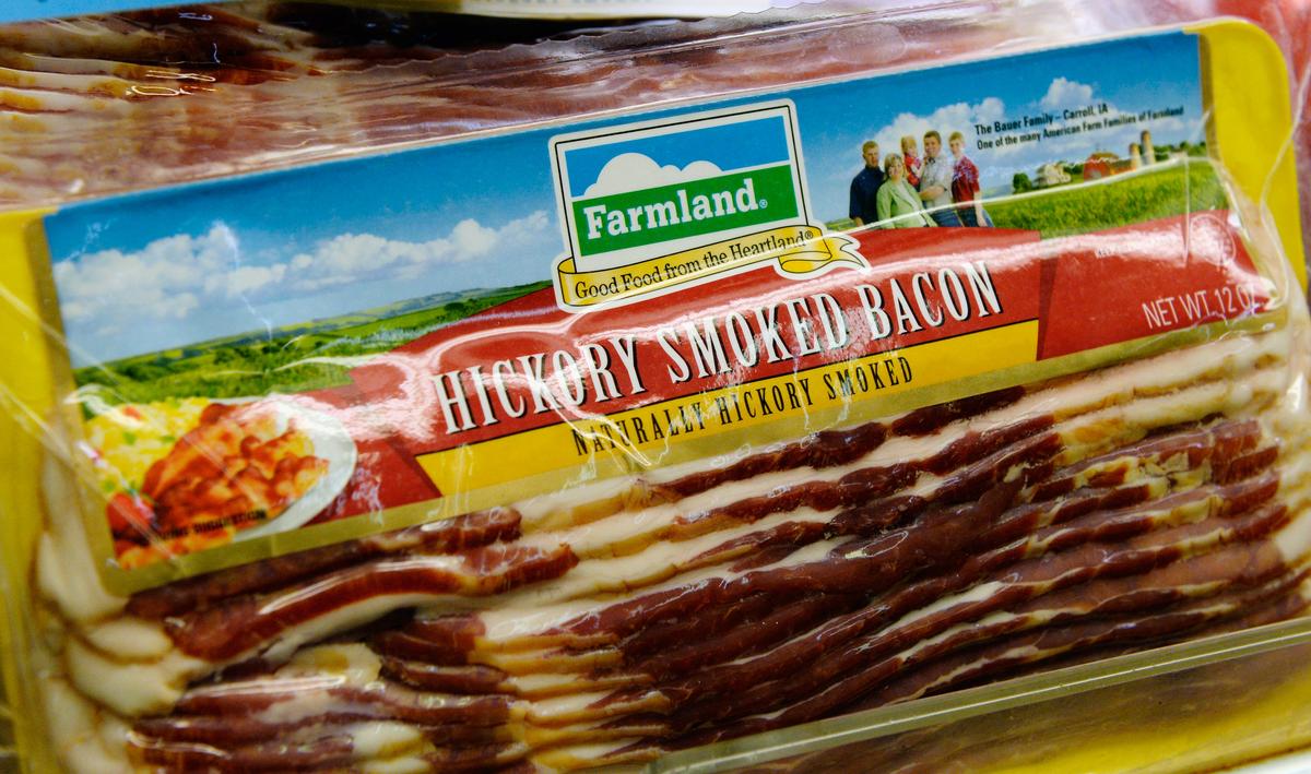 American Pork in Chinese Hands: Panel Allows Purchase of Smithfield Foods