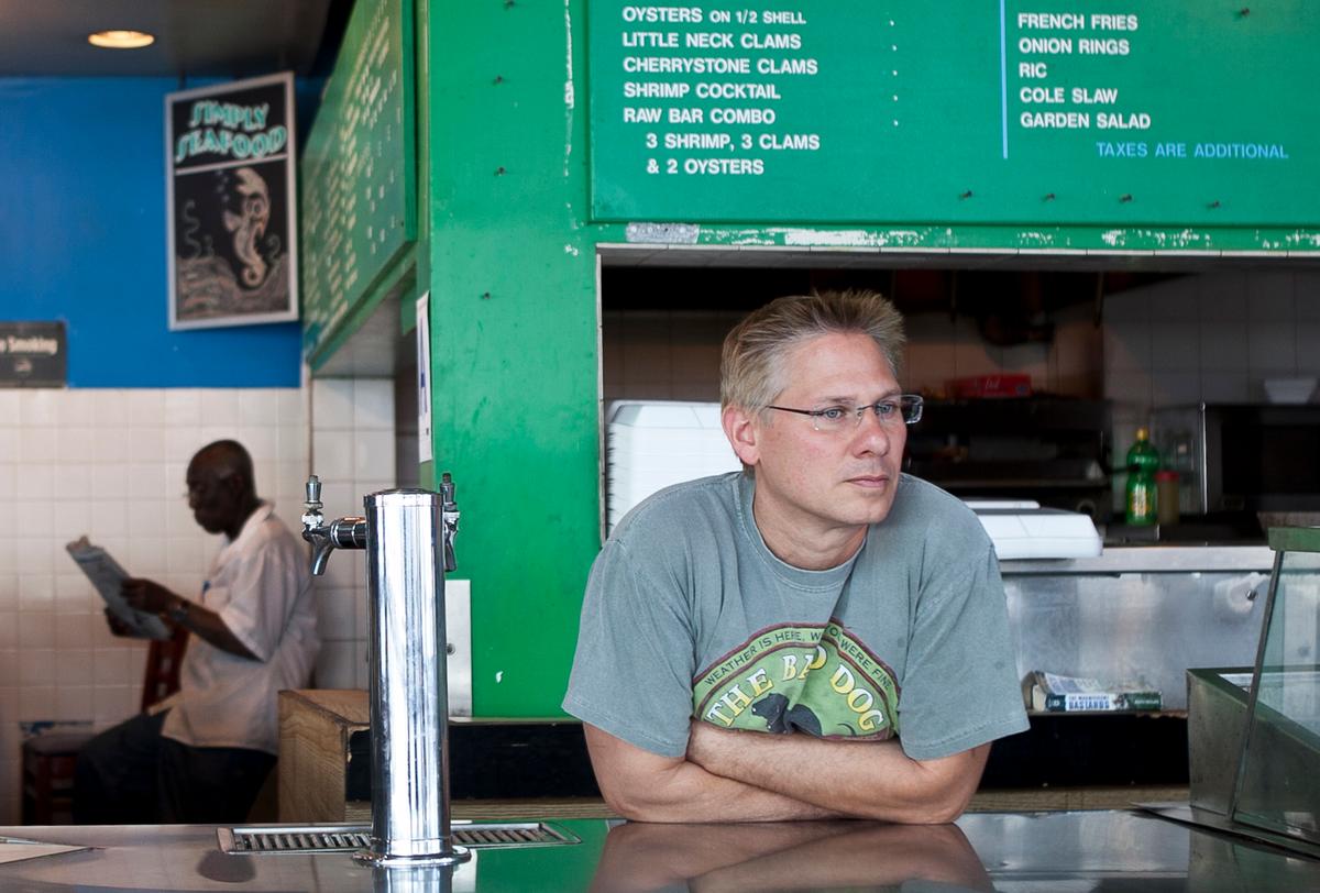 UPDATE: Lone Seafood Restaurant Refuses to Leave Pier 17 Building