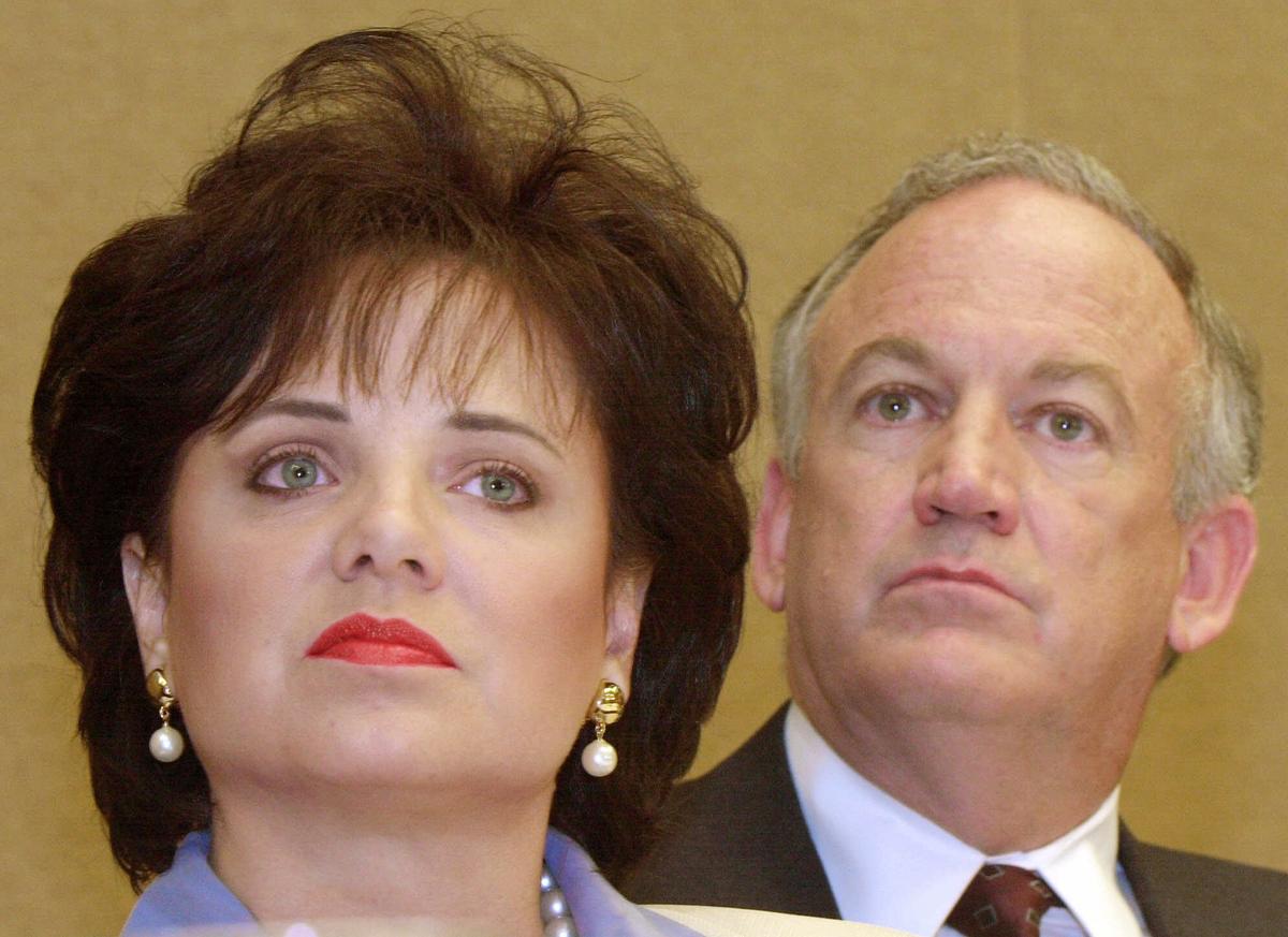 Prosecutor Questions Letter Clearing JonBenet Ramsey Family