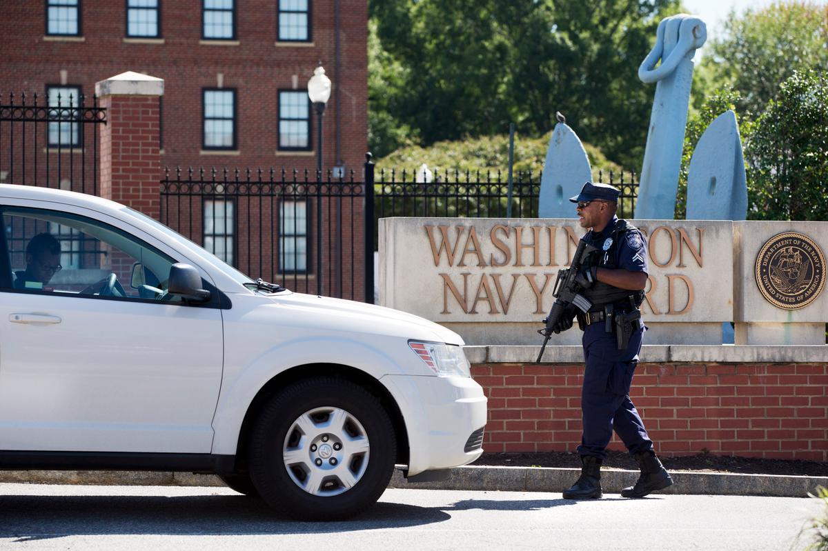 Shotgun Used in Navy Yard Shooting, Not AR-15: FBI