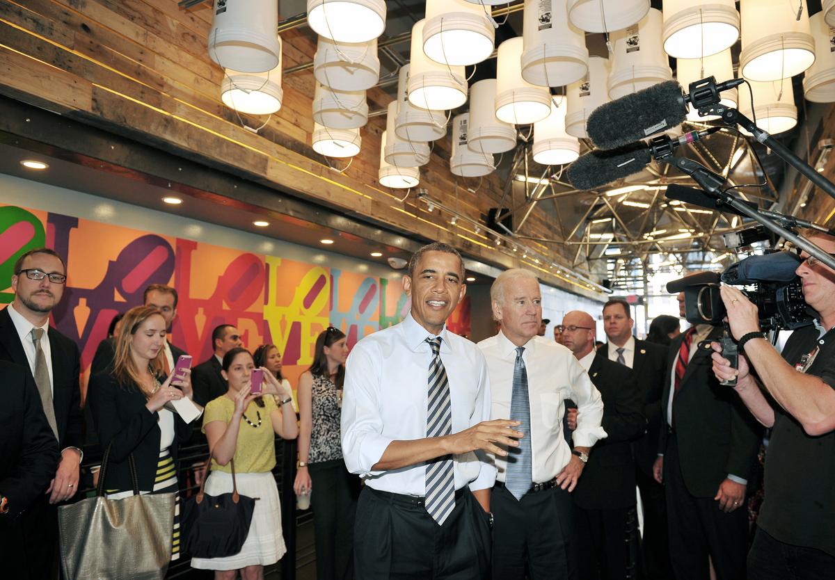 Obama and Biden Walk to Taylor Gourmet for Lunch (+Photos)