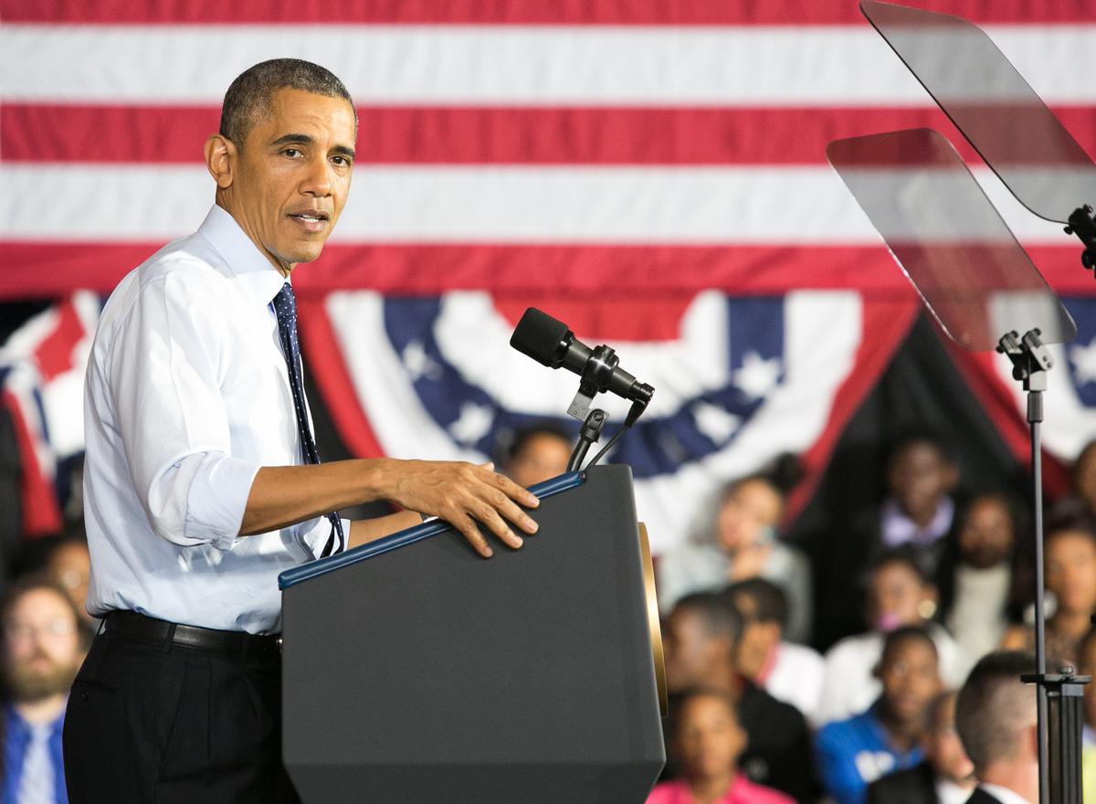 President Obama Visits Brooklyn High School (Photos)