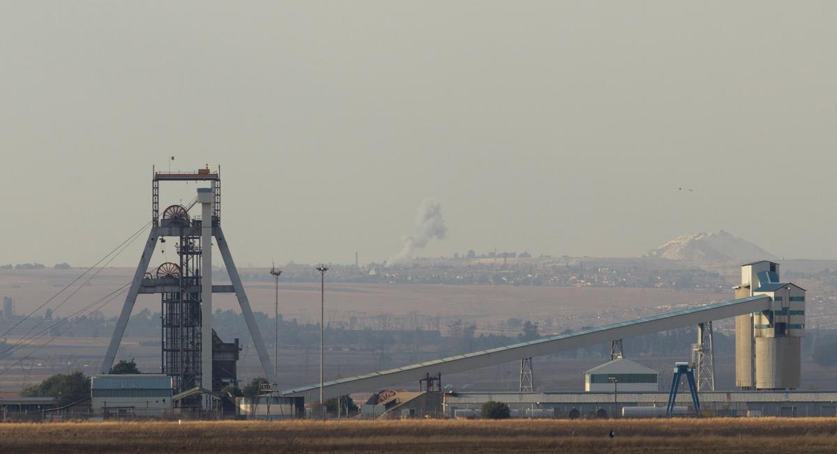 AMCU Strike at Implats: Union Members Vote for Strike at Platinum Mine
