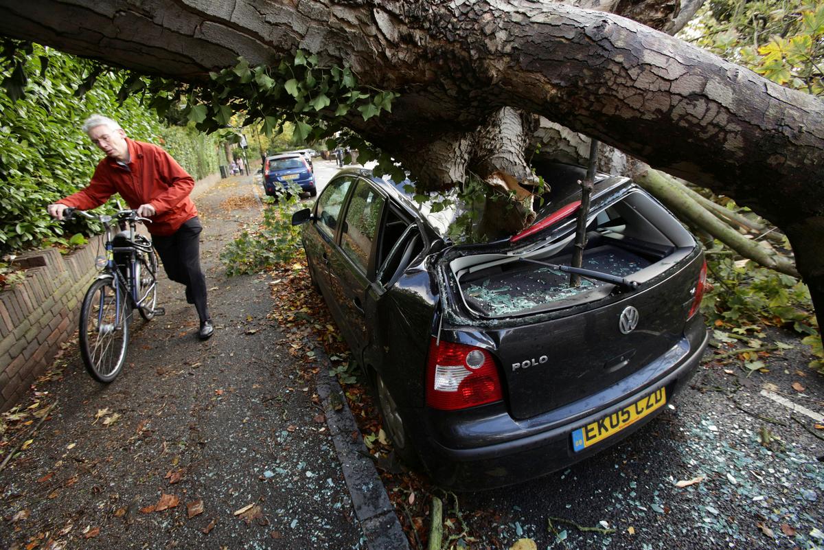 Buckingham Palace Damaged During UK St. Jude Storm