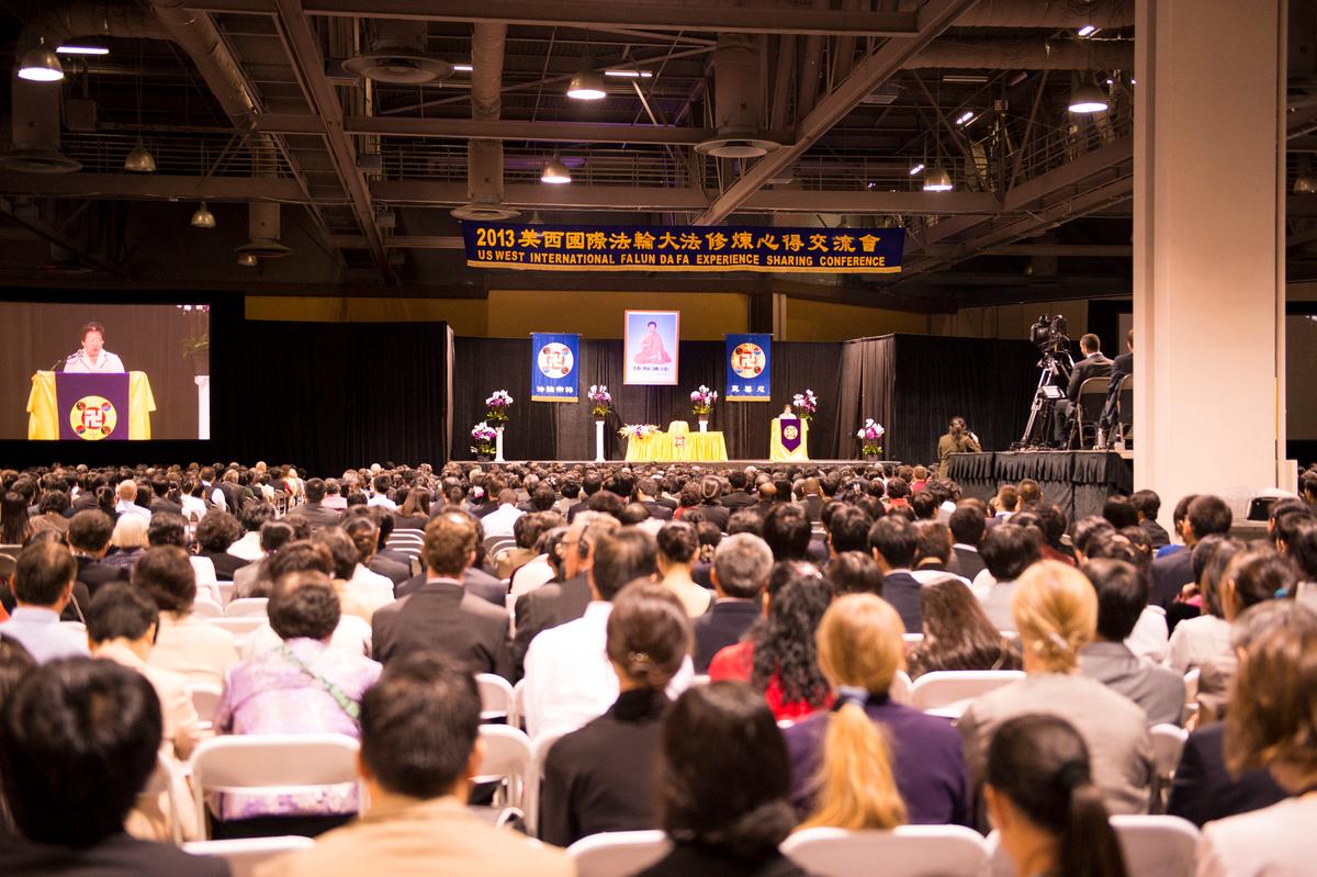 Falun Dafa Founder Speaks to Students in California