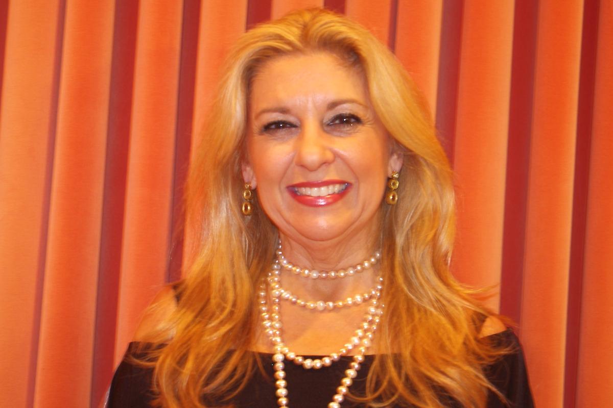 Shen Yun Symphony Orchestra Fills Jewelry Designer With Imagination