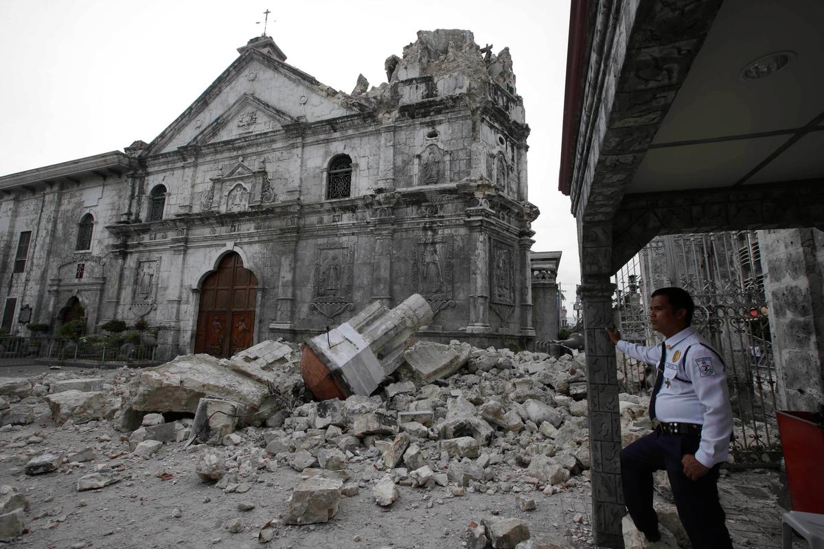 Philippines Earthquake Death Toll Rises to 97