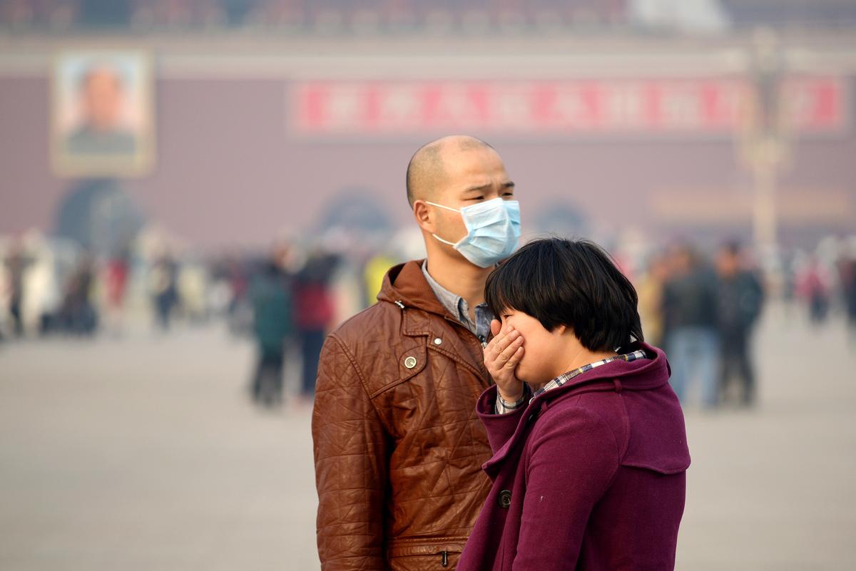 Smoking and Smog a Deadly Duo in China 