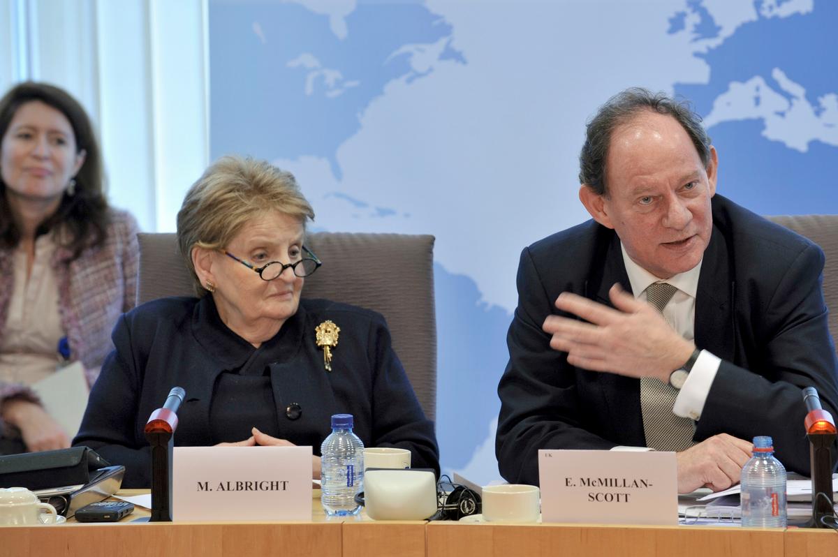 We Recall the Holocaust: We Should Recognize Genocide in China Today