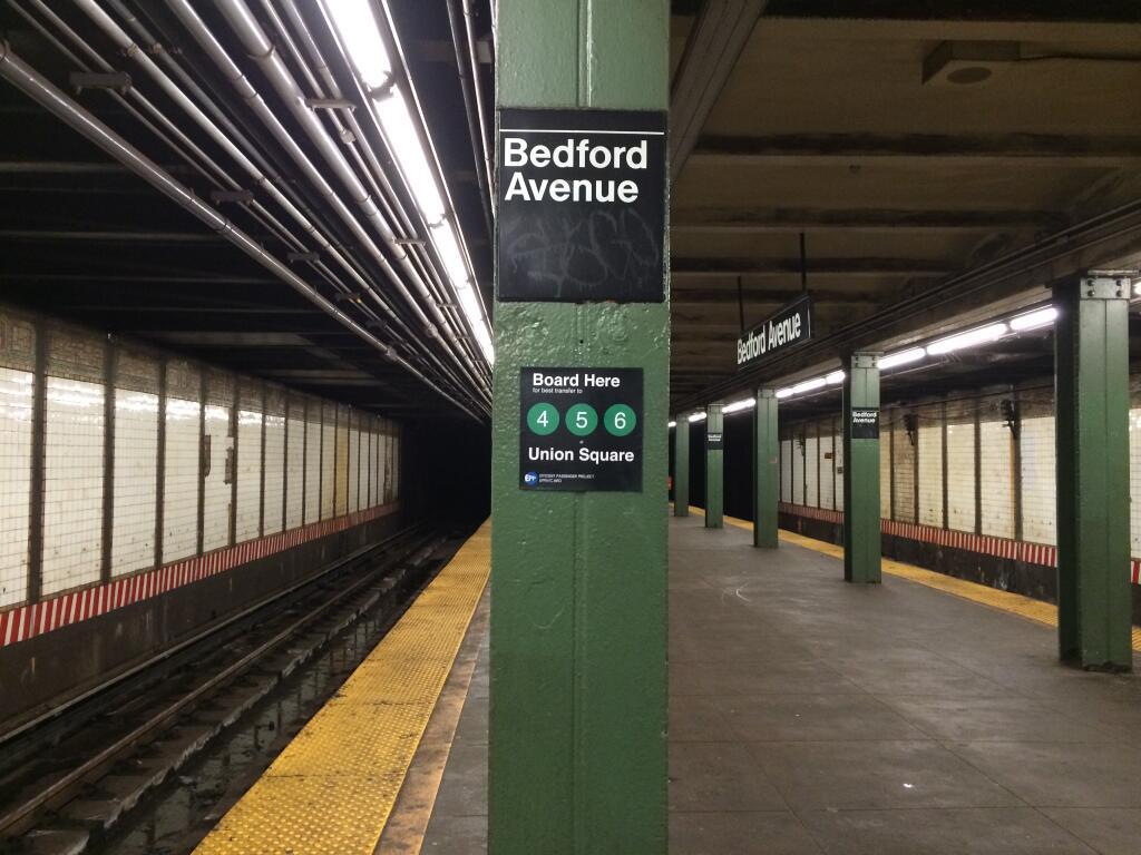 Transfer Tips Signs Pop Up in NYC Subway Stations, May Be Removed
