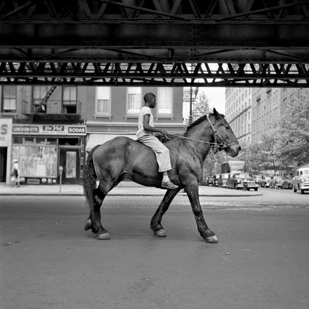 ‘Finding Vivian Maier’: The Nanny With a Camera