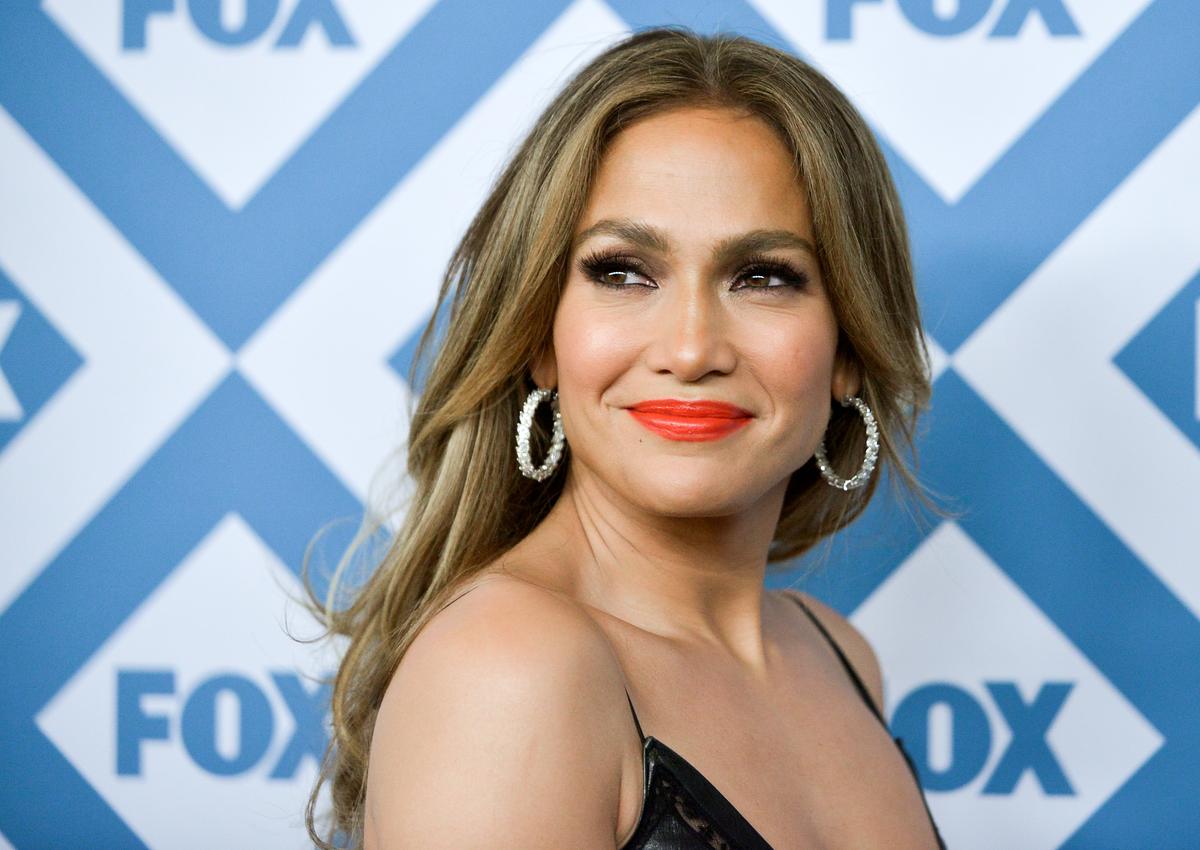 Jennifer Lopez Dies? Nope, Twitter ‘#RIPJenniferLopez’ Death Hoax Goes Viral; J-Lo is Fine