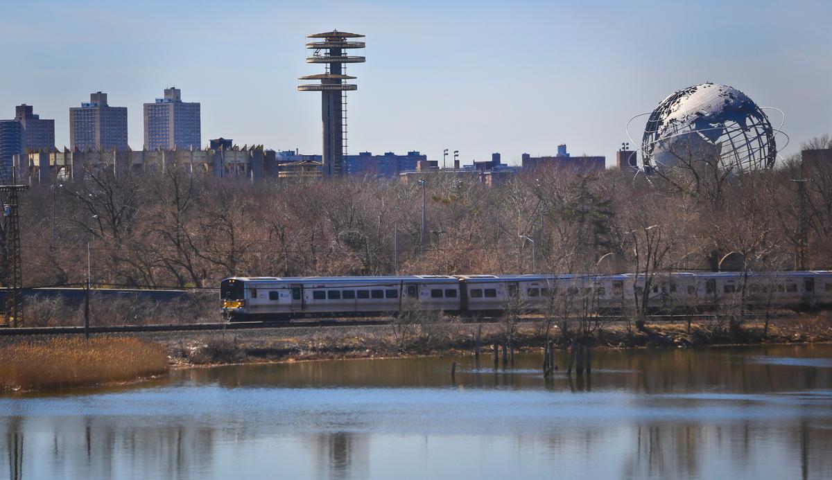 MTA Votes for Buses in Case of LIRR Strike