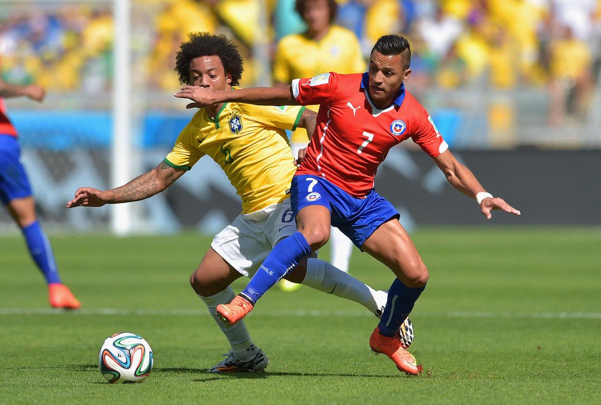 Alexis Sanchez Goal Video: Watch Eduardo Vargas Assist Chile, Barcelona Forward to Score Against Brazil