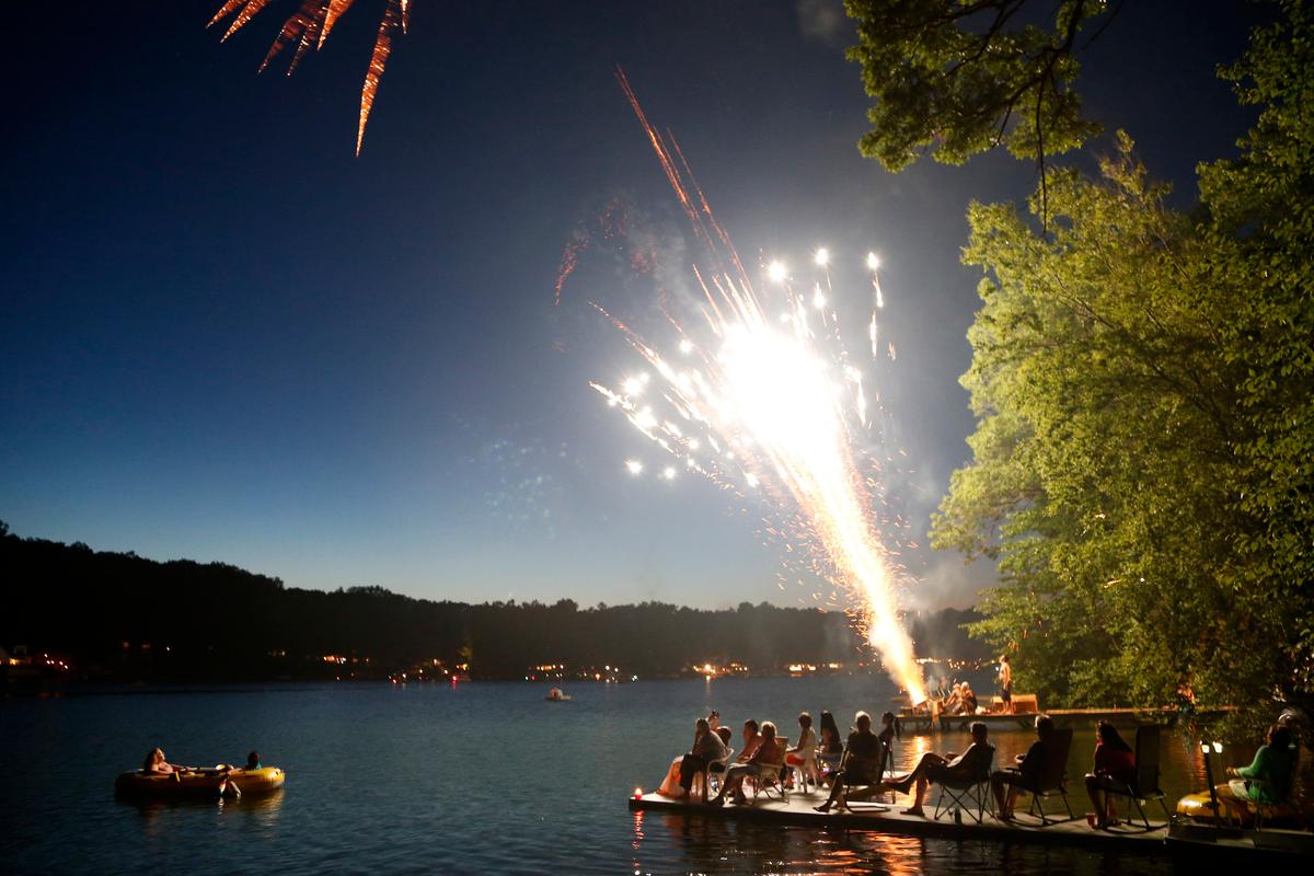 July 4 Pharmacies: Walgreens, CVS, Rite Aid, Duane Reade; Open or Closed 4th of July and Independence Day Holiday?