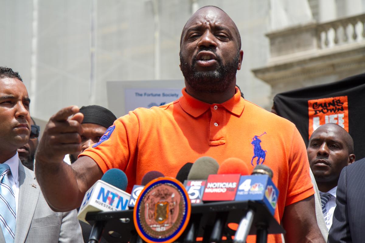 Officials Launch Network to Stem Gun Violence