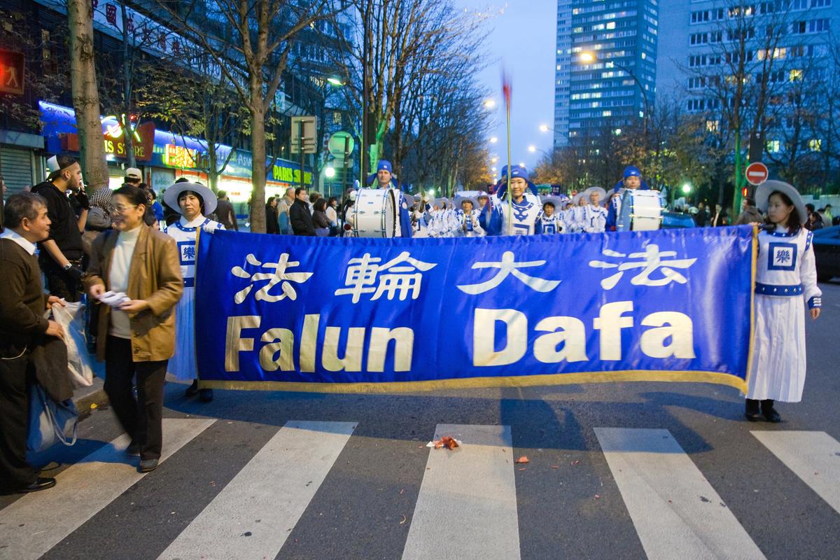  Online French Channel Conducts Interview With French Falun Gong Representative