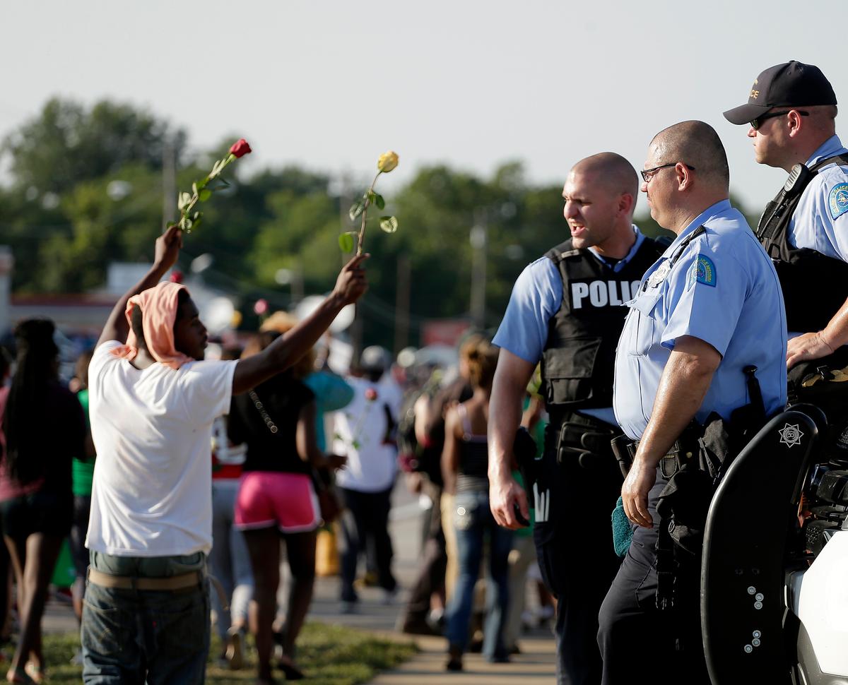 New Ferguson Video Shows Eyewitness With Hands in the Air