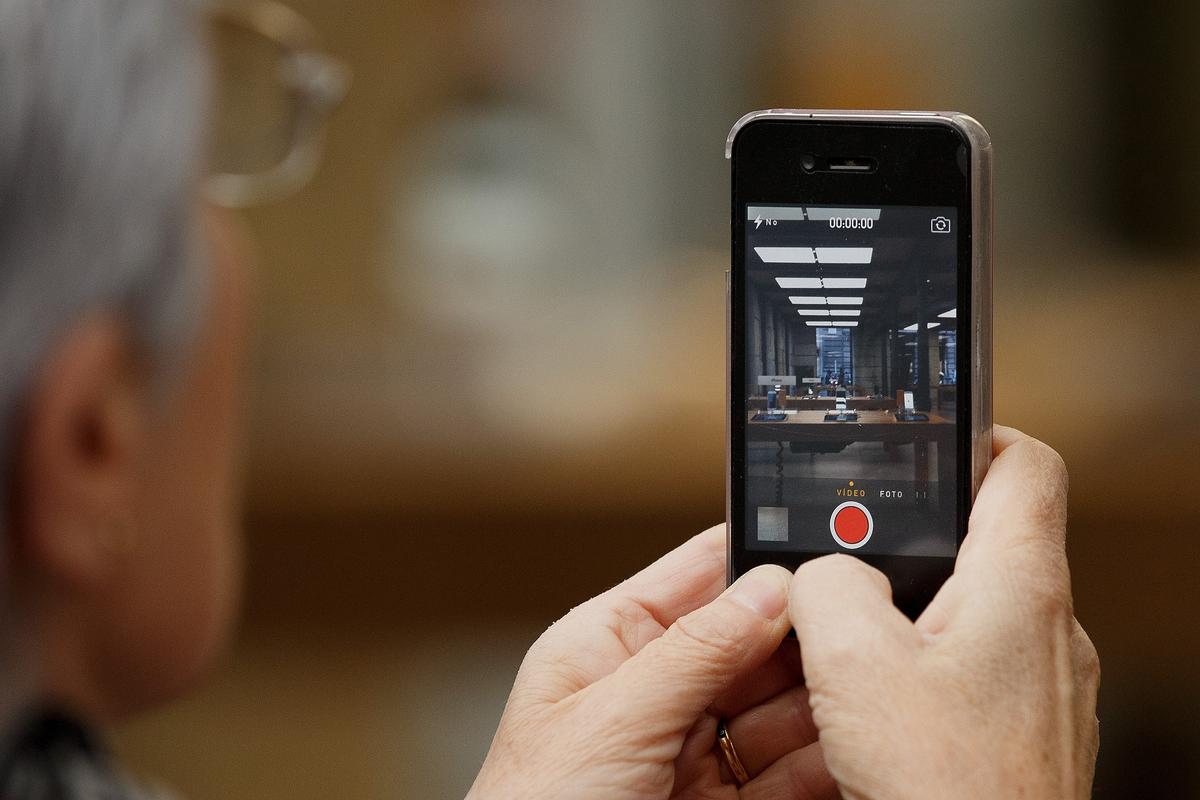 iPhone Supplier Bust a Tale of Wall Street