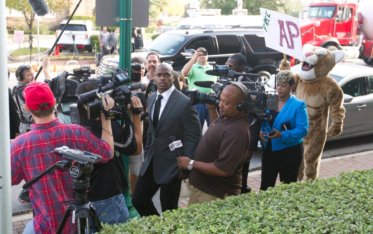 Minnesota Vikings’ Adrian Peterson Won’t Be Coming Back to the Field Any Time Soon