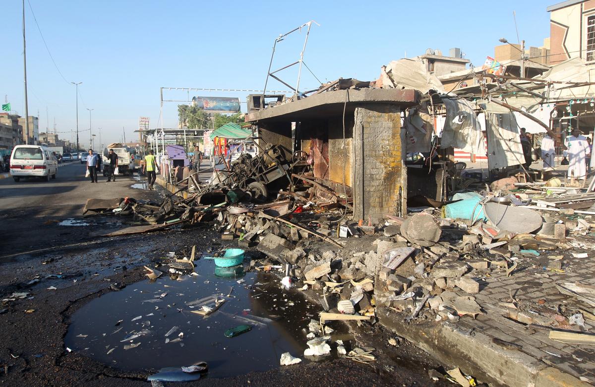 As Militants Close Siege on Baghdad, Car Bombs Kill 38