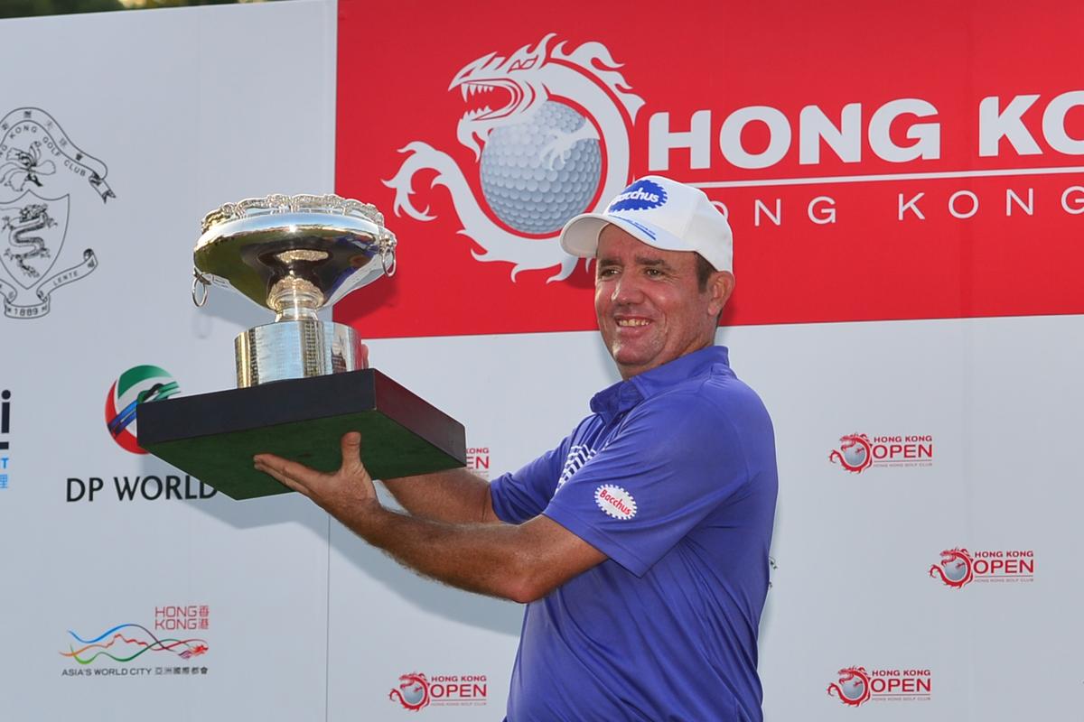 Scott Hend Wins Hong Kong Open Beating Angelo Que at the 1st Play-off Hole