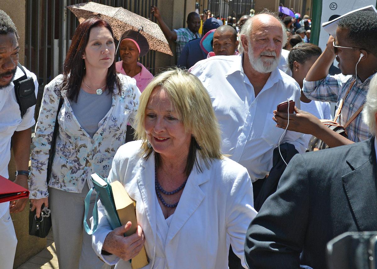 Reeva Steenkamp Parents Reaction to Oscar Pistorius Jail Sentence: June Steenkamp and Barry Steenkamp React 