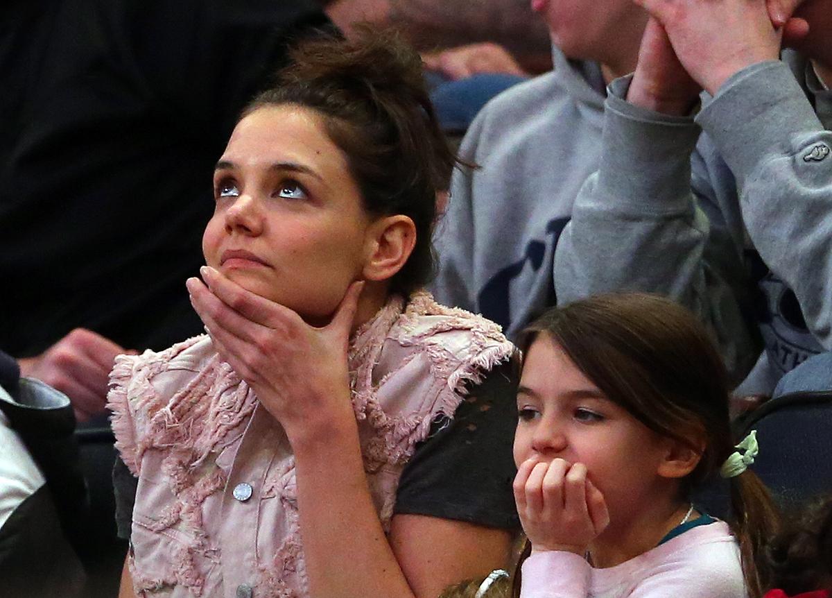 Katie Holmes Says Report Claiming Suri Cruise is Homesick Isn’t True
