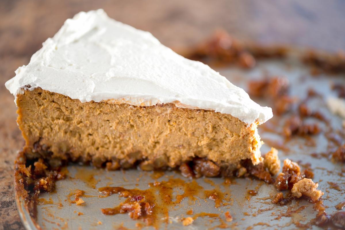 Holiday Pumpkin Spice Cheesecake With Caramelized Pecan Crust