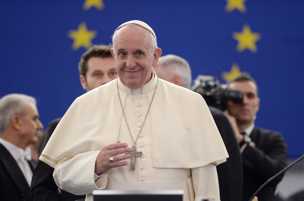 Pope Francis: EU Should Put Human Dignity at Center of Politics