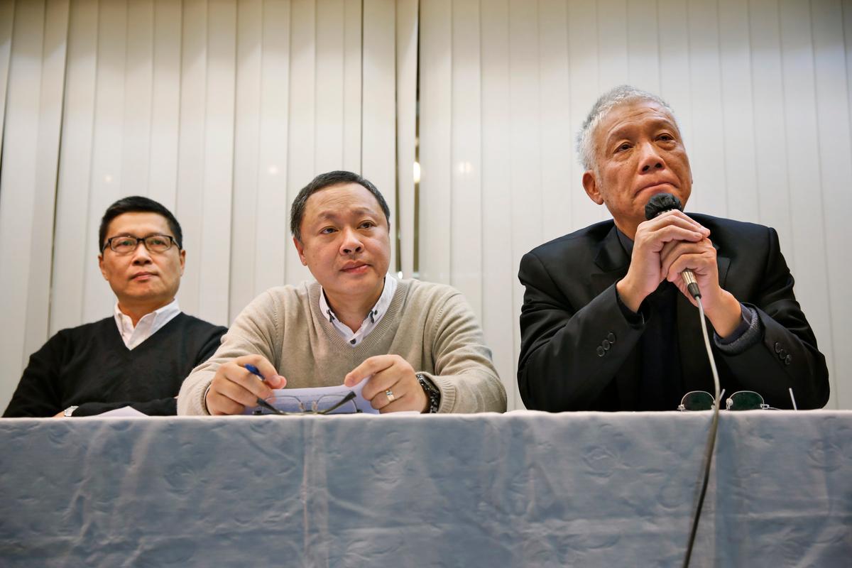 Hong Kong Police ‘Invite’ Occupy Central Leaders to Surrender 