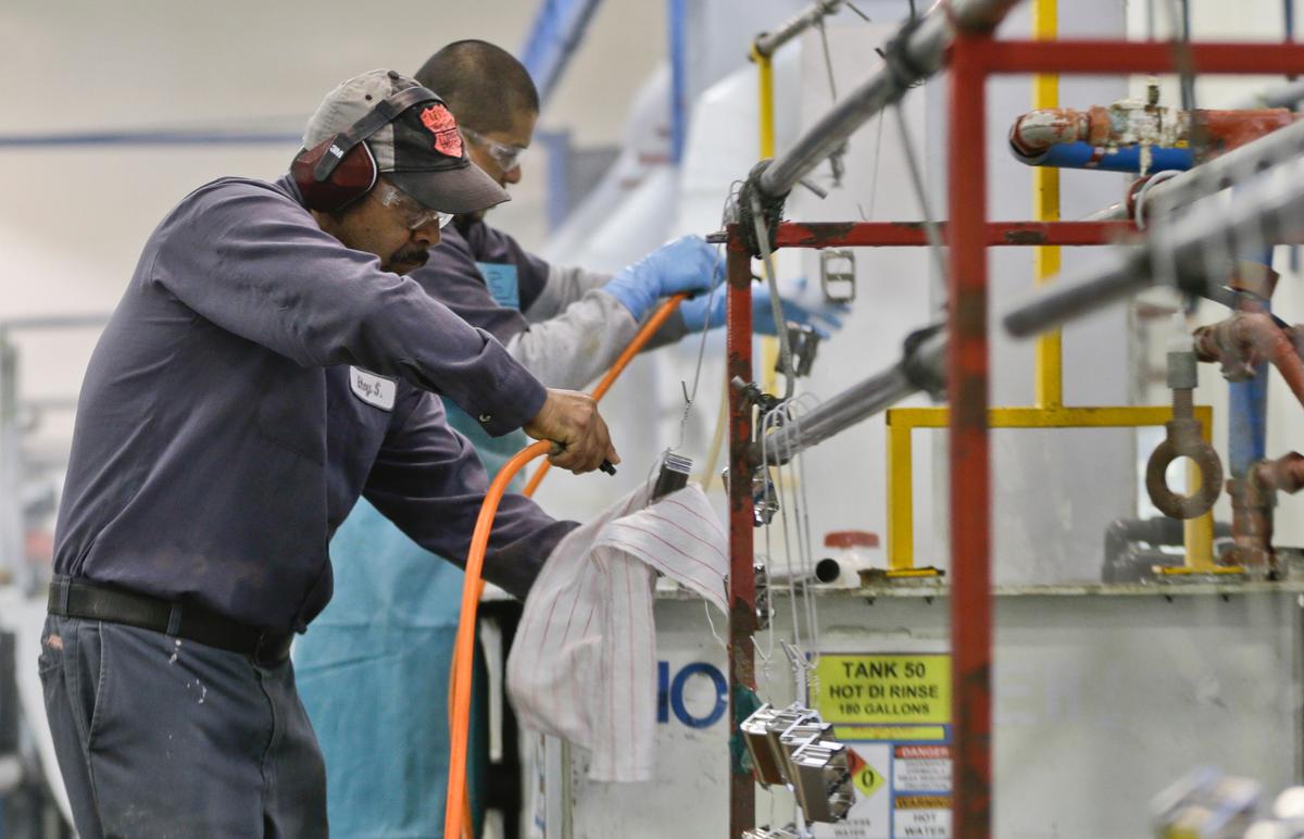 California Tops US States in Jobs Lost From China Trade Debt
