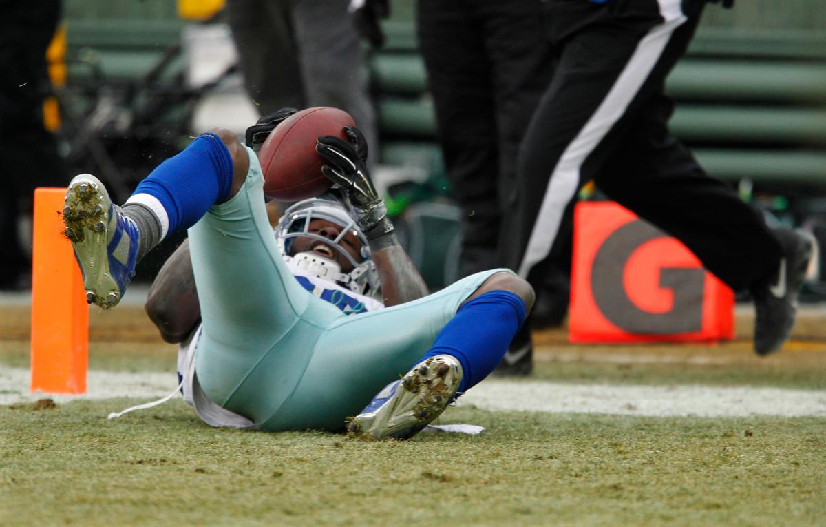 Prisoner Cowboys Fan Sues NFL for $88 Billion Over Dez Bryant Call