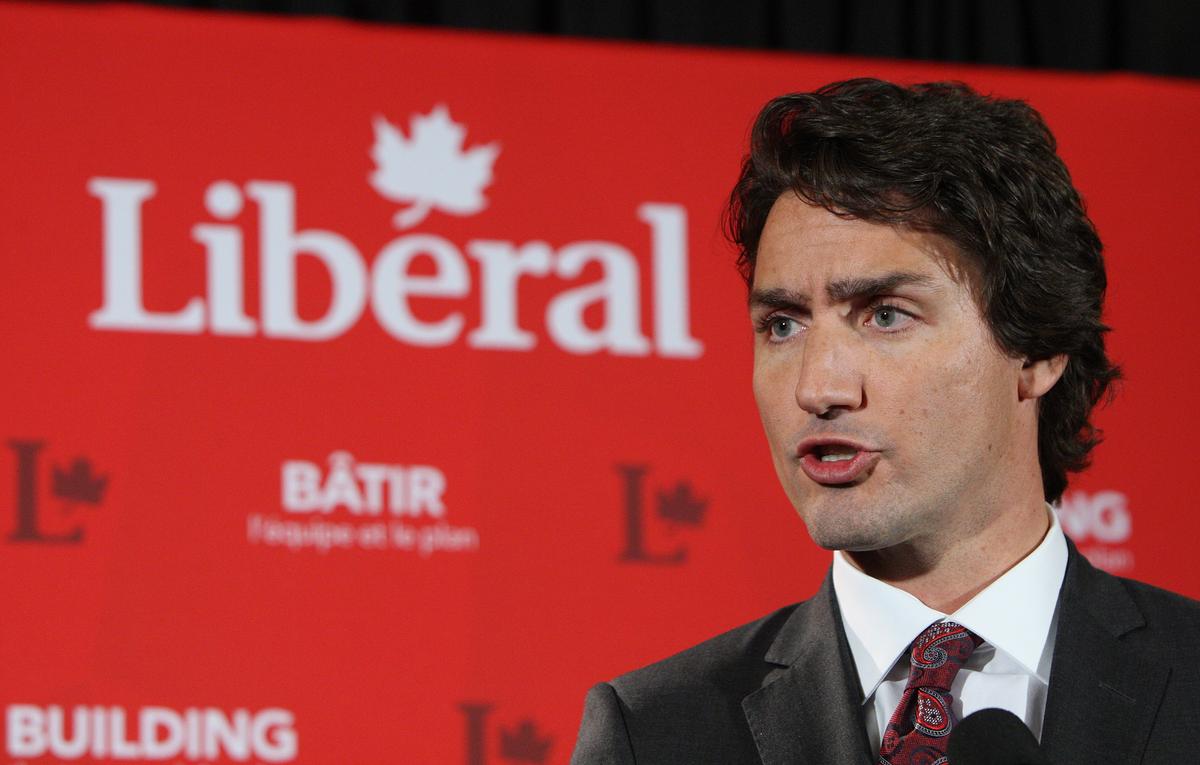 Trudeau Mum on Running Deficits as Oliver Slams Liberal Economic Policy