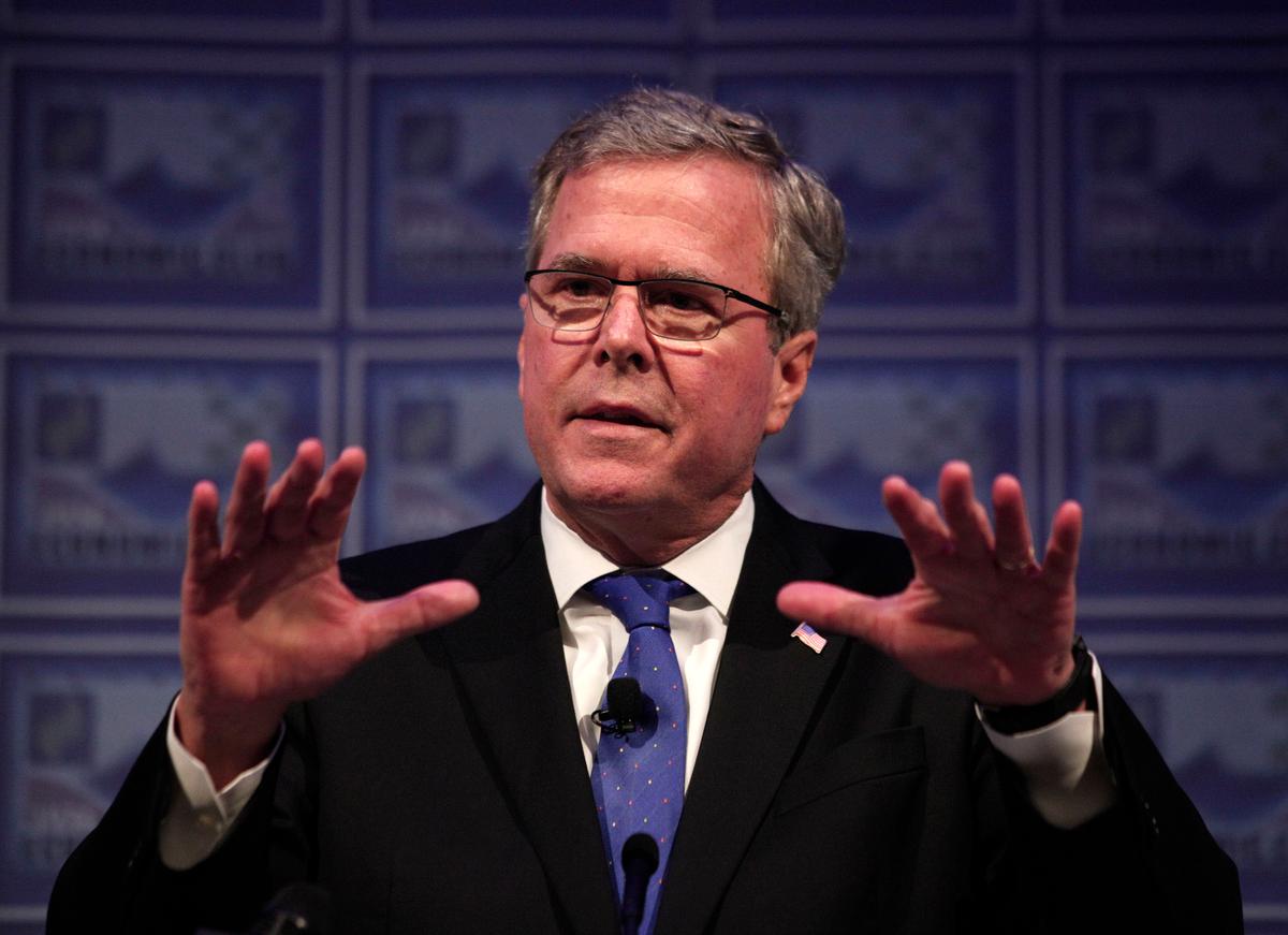 Jeb Bush Tweets a Photo of a Gun With His Name Engraved on It