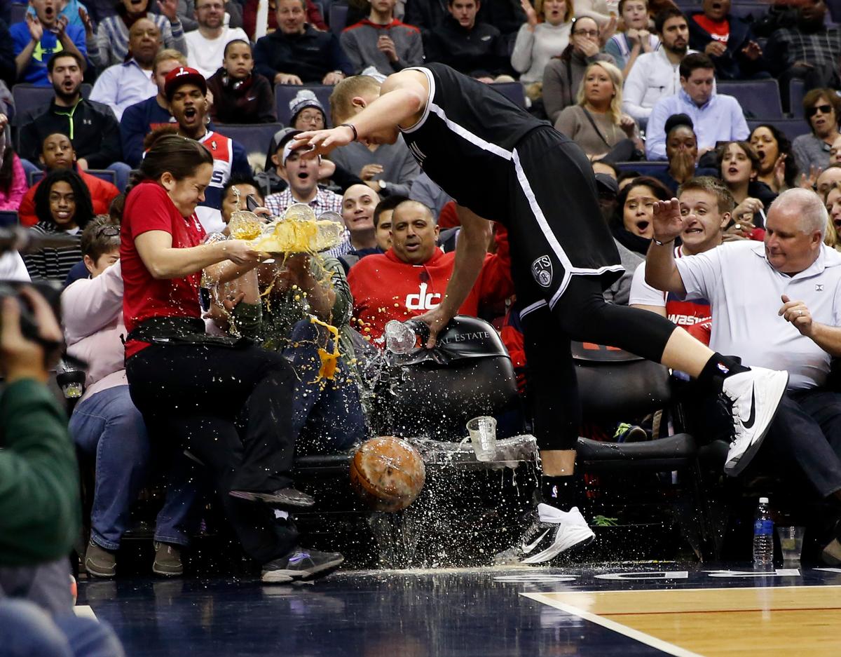 Wizards Waitress Describes Beer Collision with Mason Plumlee (+Video)