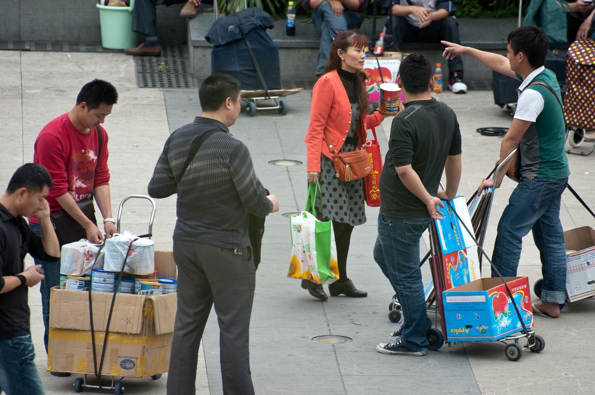 In 2014, 9,200 People Tried to Sneak 90 Tons of Baby Formula From Hong Kong