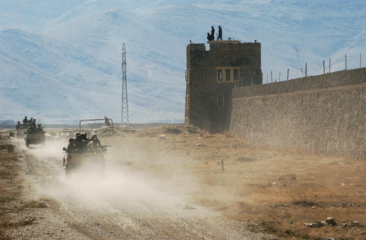 Taliban Insurgents Raid Afghan Prison and Free Inmates