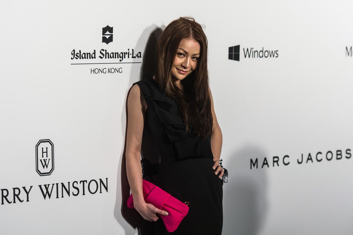 Hong Kong Leader CY Leung’s Daughter Claims Domestic Abuse, Threatens Walkout 