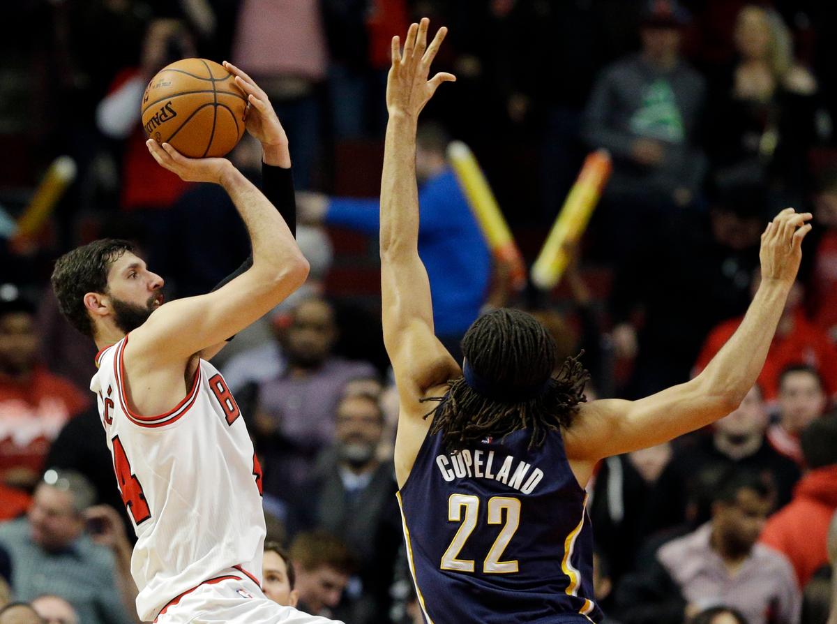Nikola Mirotic, Stepping Up for Bulls, Could Win Rookie of the Year