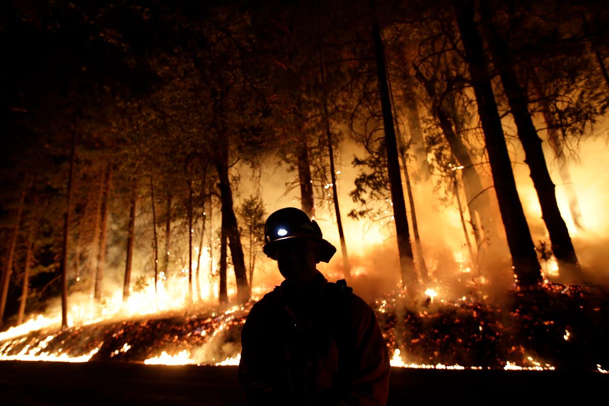 Washington Wildfires Close Freeways, Threaten Homes