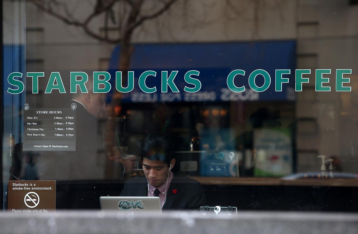 Starbucks in Saudi Arabia Reportedly Denied Women Entry
