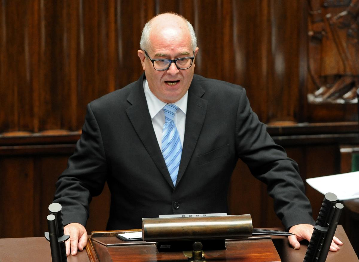 Poland Charges Man in Leak of Secret Files on Taping Probe