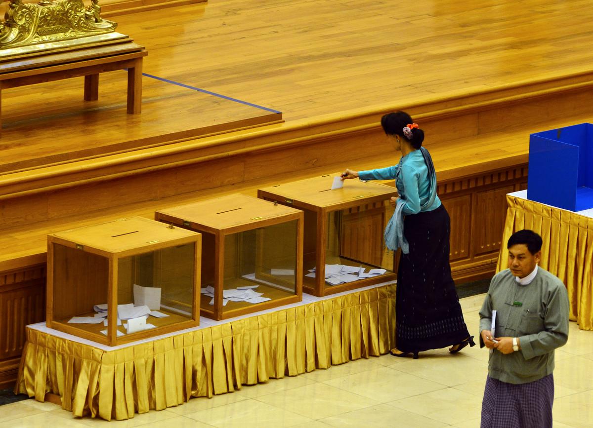 Burma’s Parliament Blocks Changes to Constitution