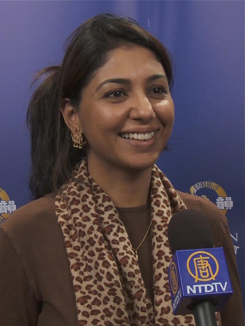 TV Anchor Says Shen Yun Left People ‘glowing and happy’