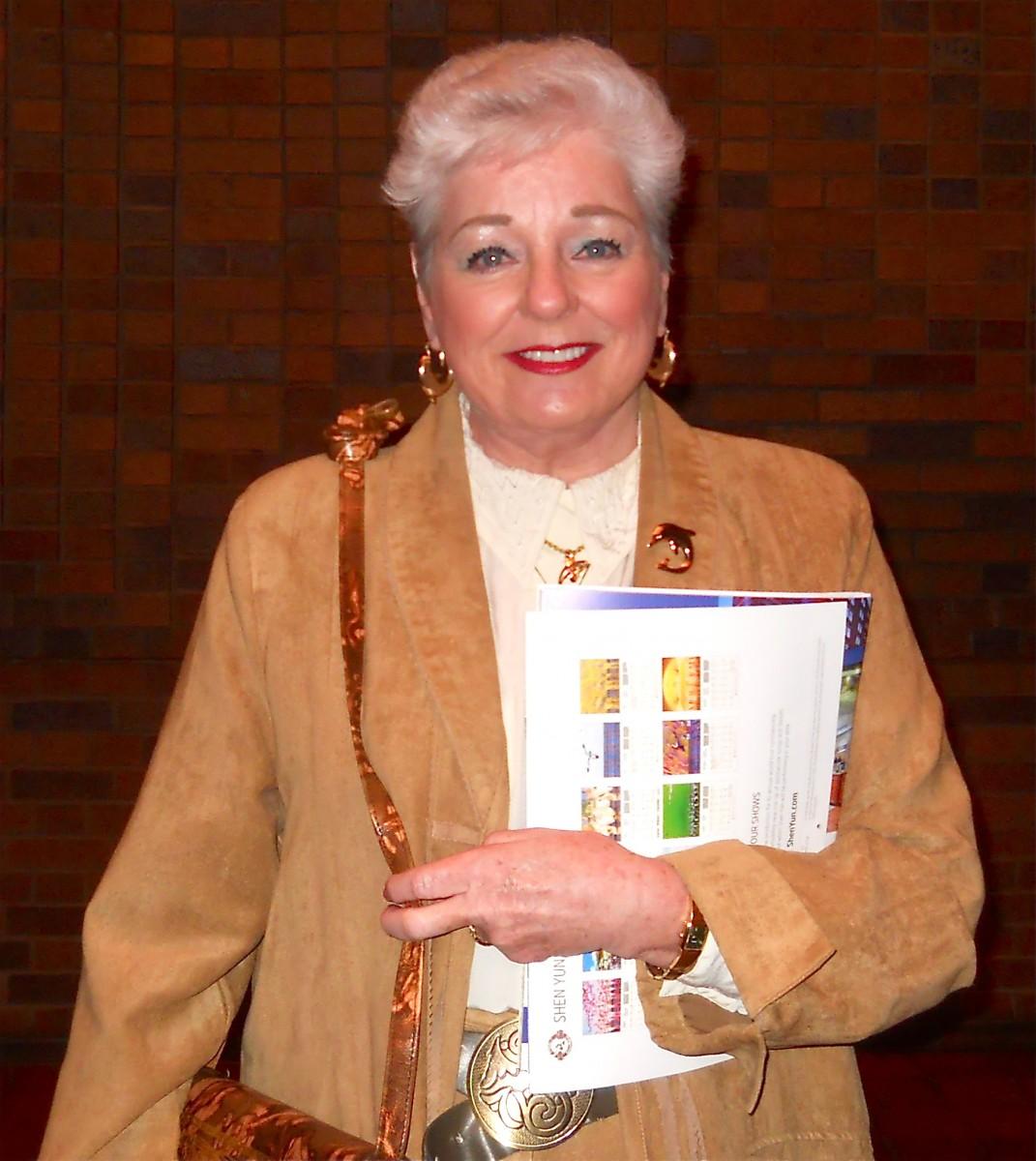 Business Woman Sees a New Vision of Chinese Culture in Shen Yun
