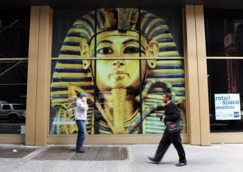 King Tut Exhibition Opens in Manhattan