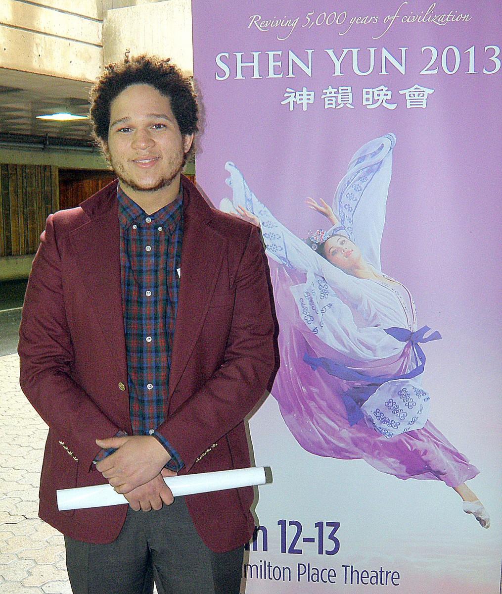 Young Musician/Theatre Teacher: Shen Yun Orchestra ‘A perfect mix’ of East and West
