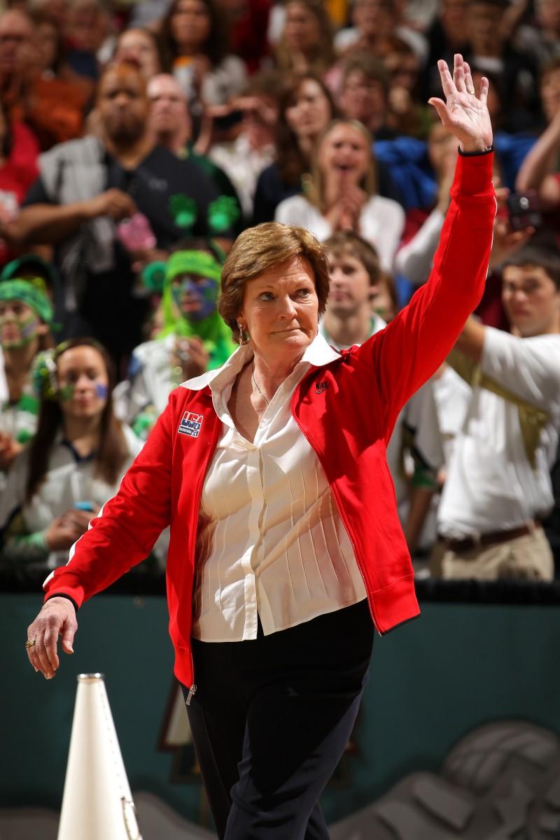 Tennessee’s Pat Summitt to Step Aside