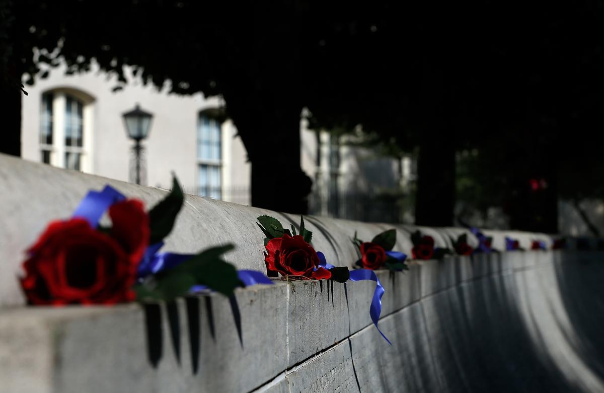 Fallen Police Officers: Honoring American Sentinels